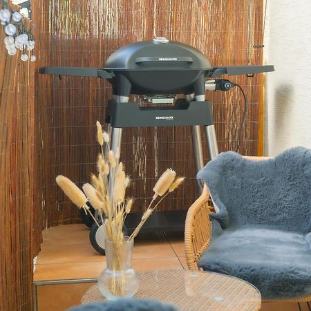 Einzigartiges Scandi Apartment - Innenstadt Mit Parkplatz, Balkon & Wlan - Perfekt Fuer Radfahrer 里德林根 外观 照片