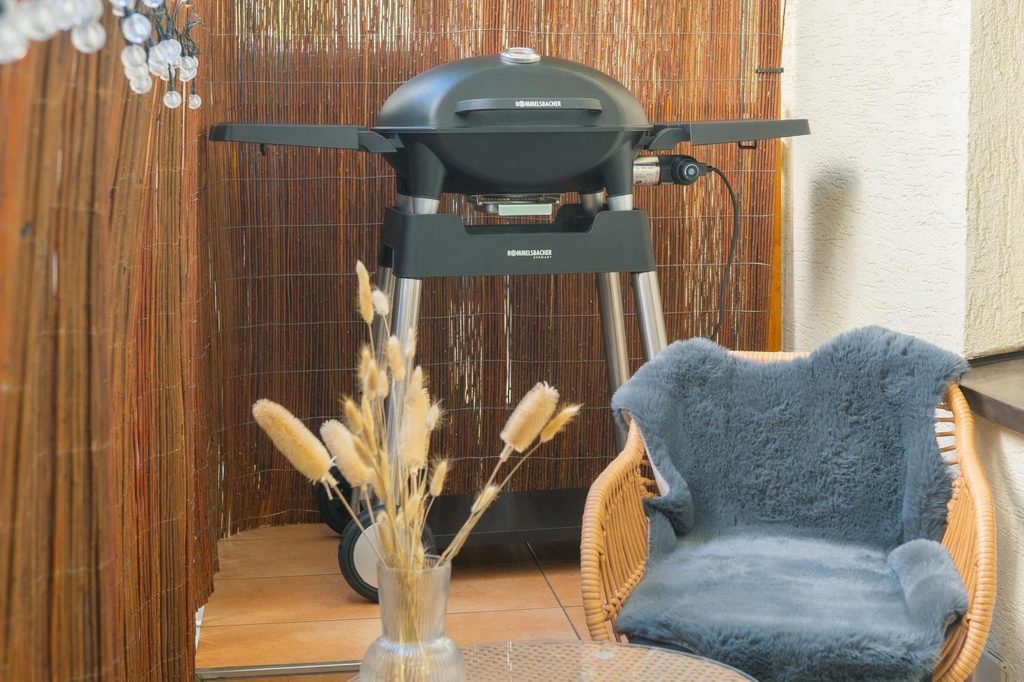 Einzigartiges Scandi Apartment - Innenstadt Mit Parkplatz, Balkon & Wlan - Perfekt Fuer Radfahrer 里德林根 外观 照片