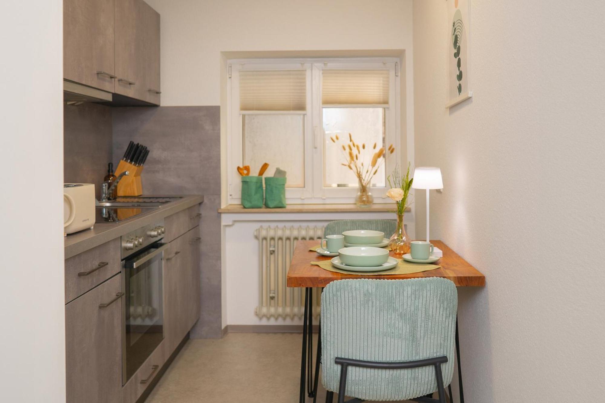 Einzigartiges Scandi Apartment - Innenstadt Mit Parkplatz, Balkon & Wlan - Perfekt Fuer Radfahrer 里德林根 外观 照片