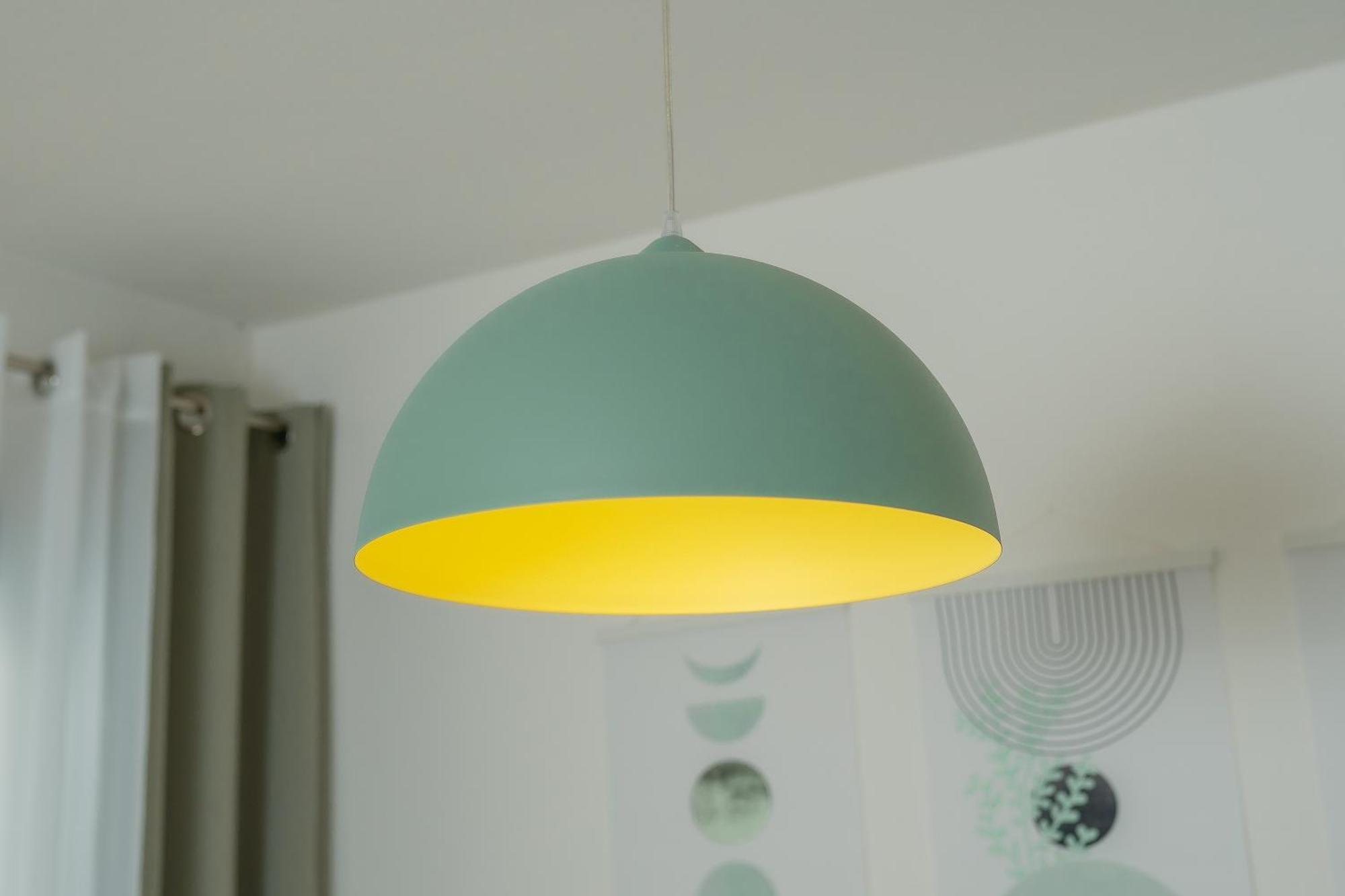 Einzigartiges Scandi Apartment - Innenstadt Mit Parkplatz, Balkon & Wlan - Perfekt Fuer Radfahrer 里德林根 外观 照片
